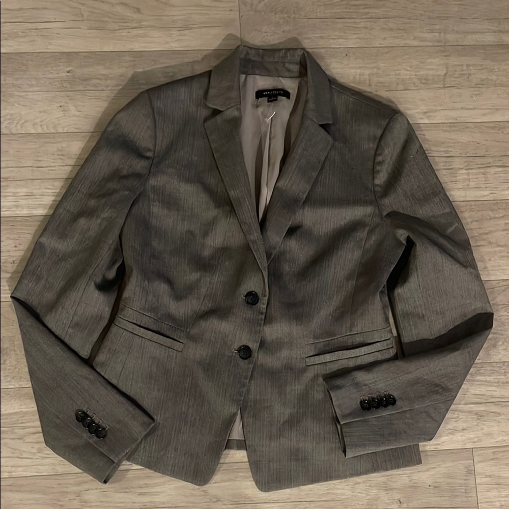 Ann taylor NWOT sz 6 blazer suit jacket women’s professional gray
